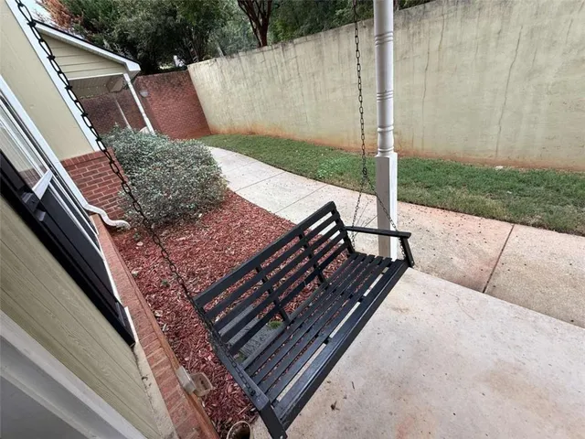 $1,750 | 105 Westchester Drive, Unit A3, Athens, GA 30606