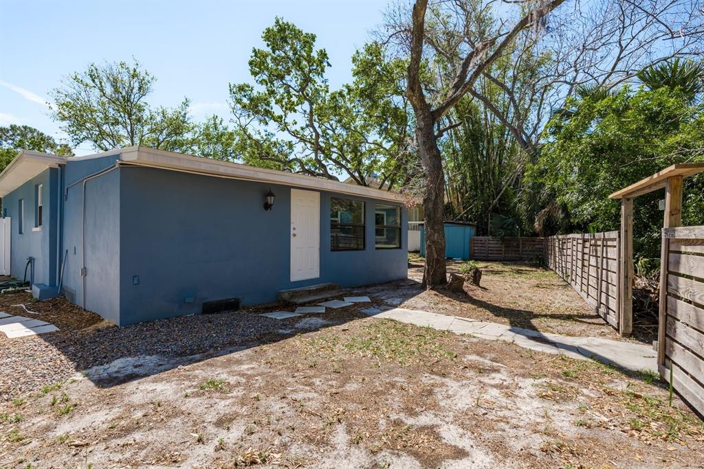 8423 Jackson Springs Road Tampa, FL 33615 - Photo 23 of 38 Gallery Image 23