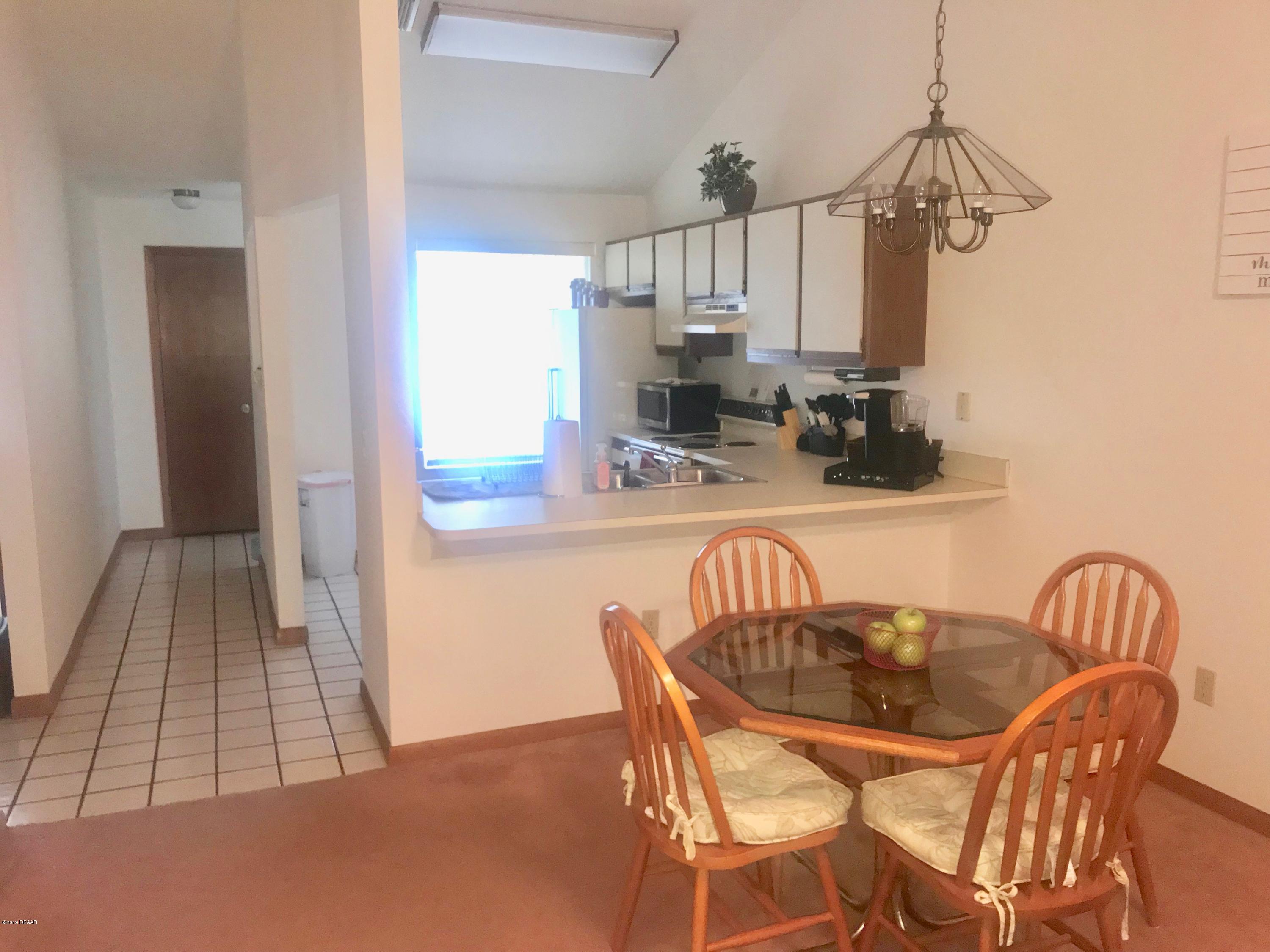 3542 Creekside Road, Unit B Port Orange, FL 32129 - Photo 3 of 17 IMG_2326