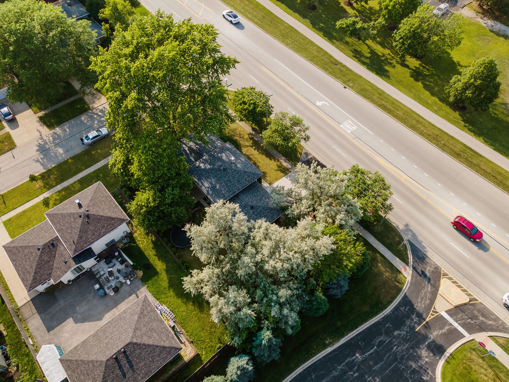 537 West Stearns Road Bartlett, IL 60103 - Photo 3 of 30 an aerial view of a house