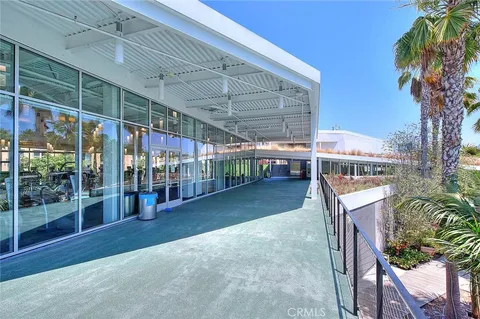 $1,395,000 | 13173 Pacific Promenade, Unit 203, Playa Vista, CA 90094