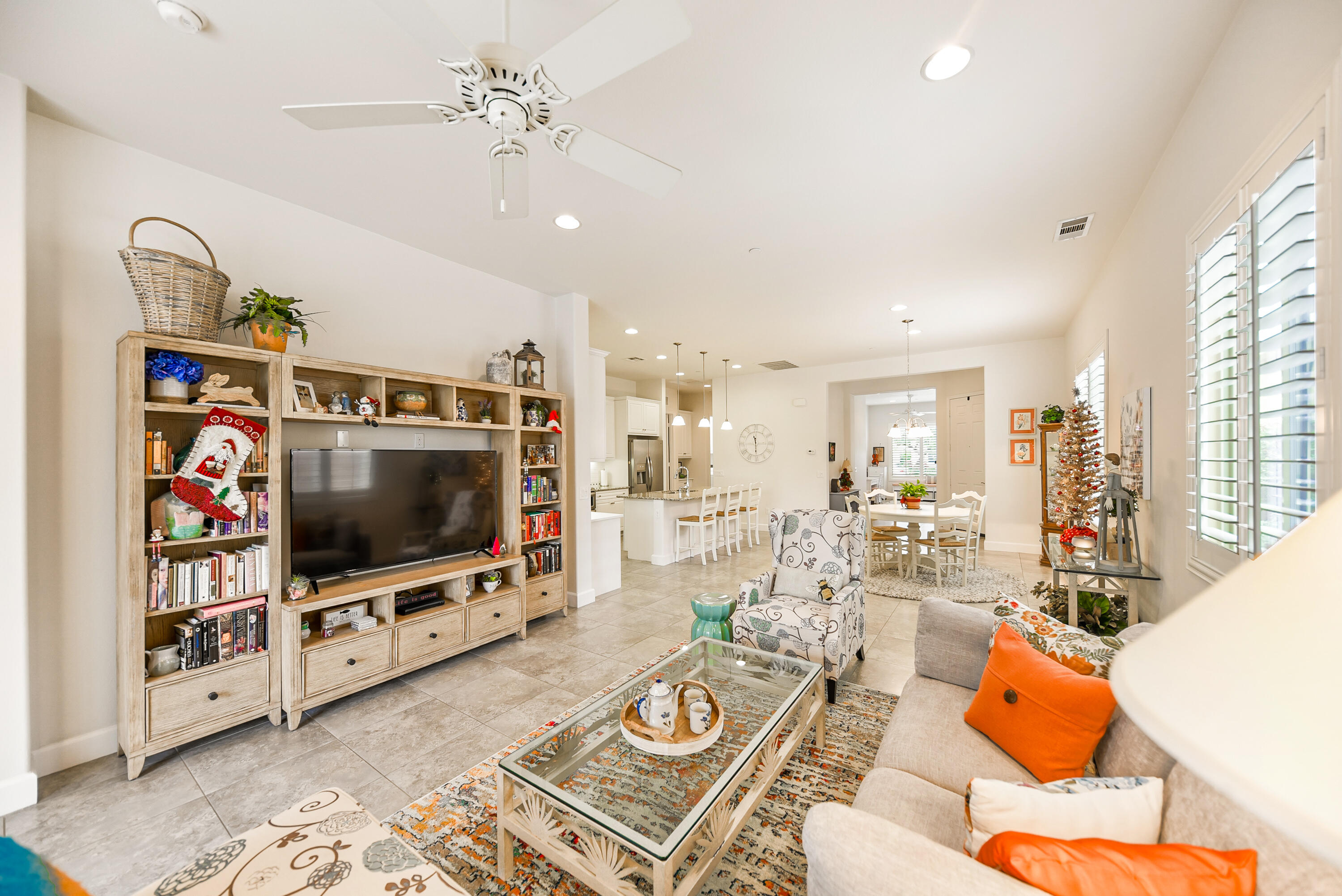 81360 Corte Compras Indio, CA 92203 - Photo 6 of 21 81360 Corte Compras-14