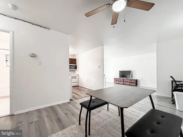 $1,195 | 3928 Rolling Rd., Unit C1, Pikesville, MD 21208