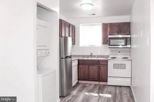$1,195 | 3928 Rolling Rd., Unit C1, Pikesville, MD 21208