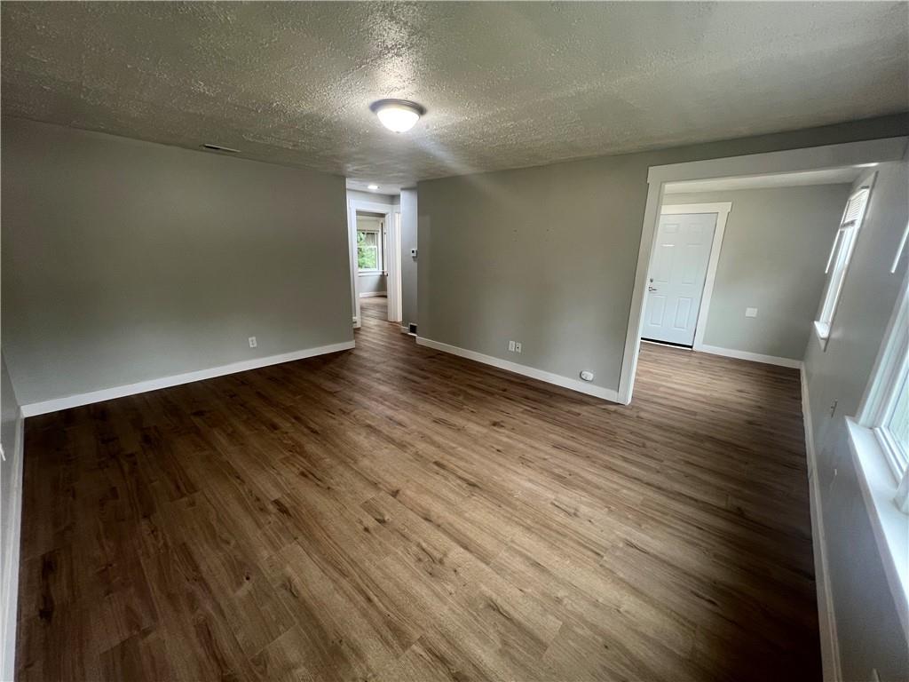 5941 Raytown Road Raytown, MO 64133 - Photo 37 of 38