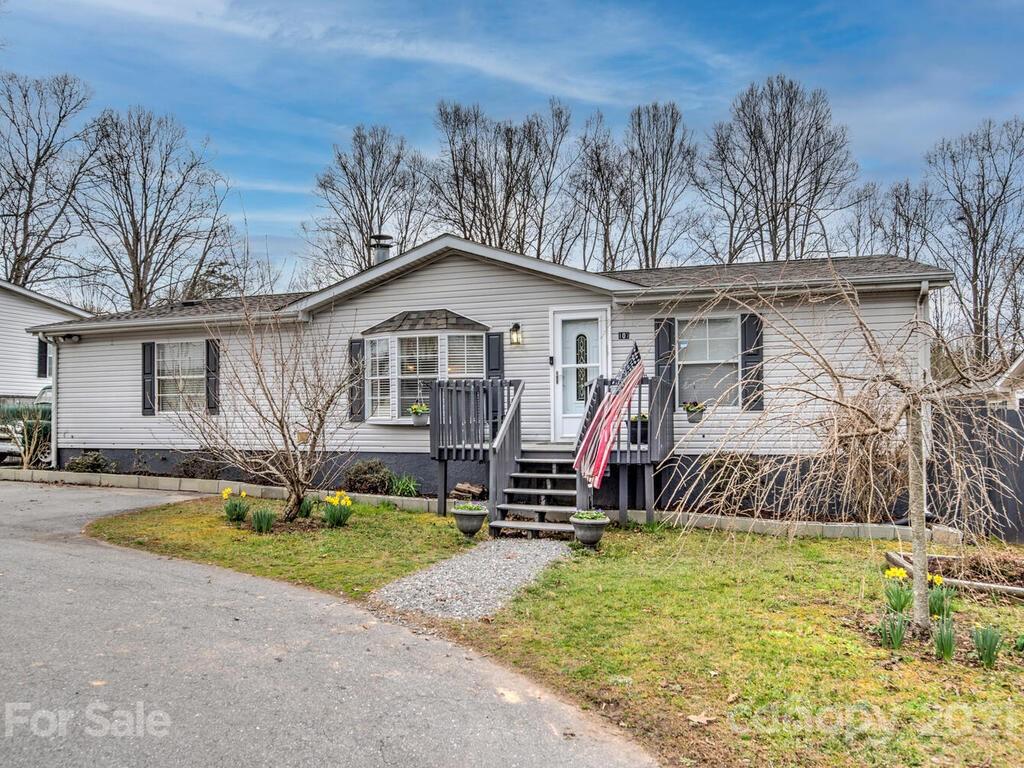 107 Liberty Road Candler, NC 28715 - Photo 1 of 23 Gallery Image 1