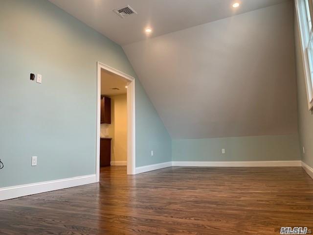 13 Lincoln Road Franklin Square, NY 11010 - Photo 2 of 9 Gallery Image 2