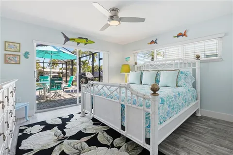 $980,000 | 17 Palmview Boulevard, Fort Myers Beach, FL 33931