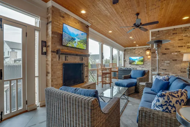 $9,995 | 2424 A Abbott Martin Road, Nashville, TN 37215