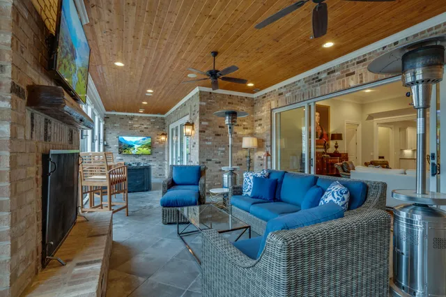 $9,995 | 2424 A Abbott Martin Road, Nashville, TN 37215