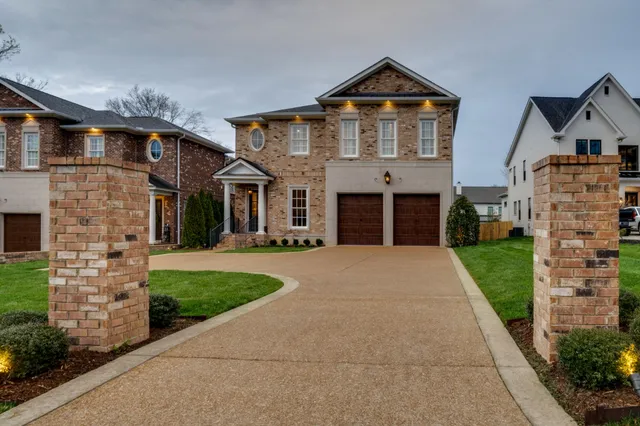 $9,995 | 2424 A Abbott Martin Road, Nashville, TN 37215