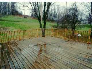 100 Munntown Road Eighty Four, PA 15330 - Photo 5 of 8 Patio/Deck.