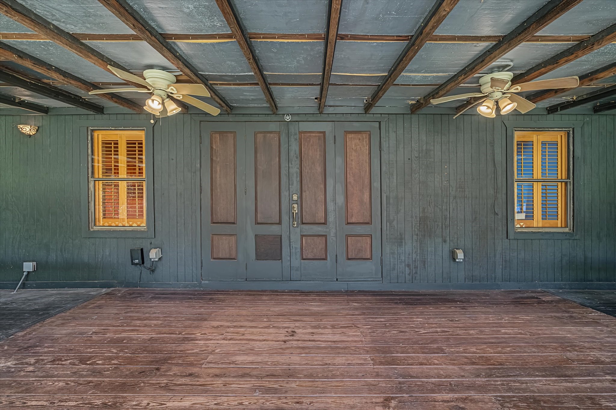 527 Number 9 Road Wallisville, TX 77597 - Photo 7 of 29 Gallery Image 7