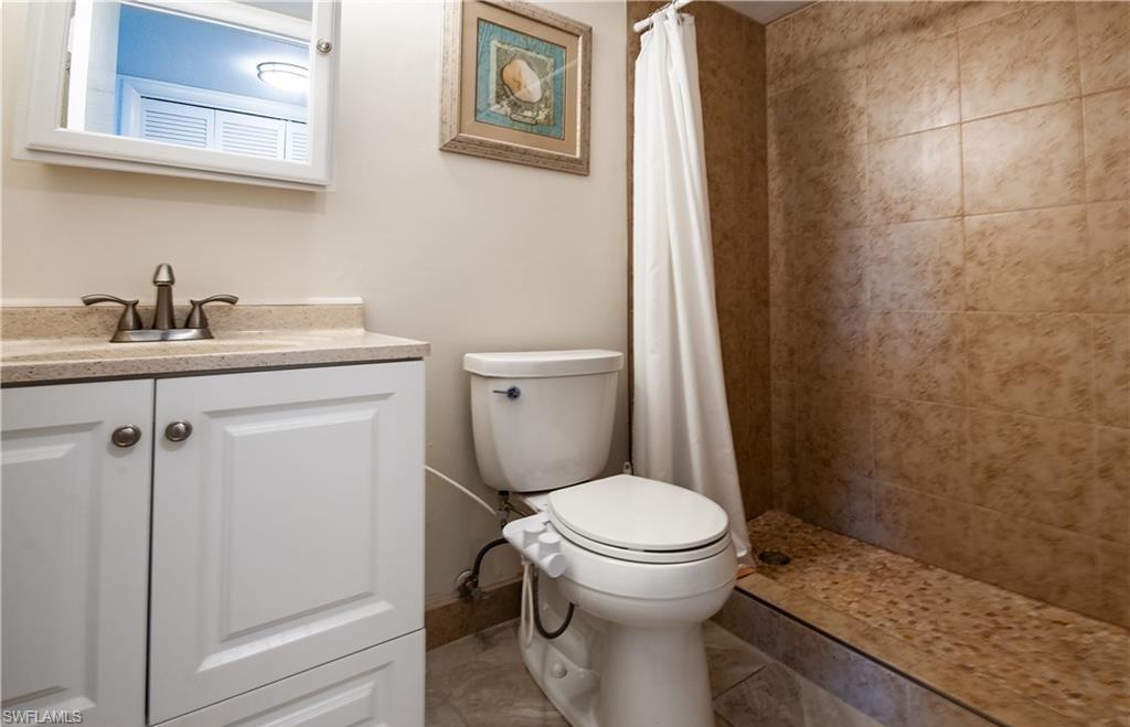 5 High Point Circle West, Unit 206 Naples, FL 34103 - Photo 17 of 36