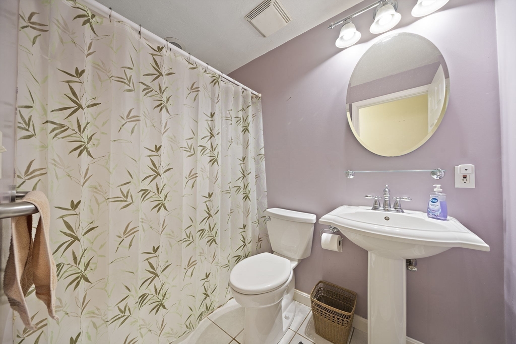 106 Sinclair Road Brockton, MA 02302 - Photo 11 of 24