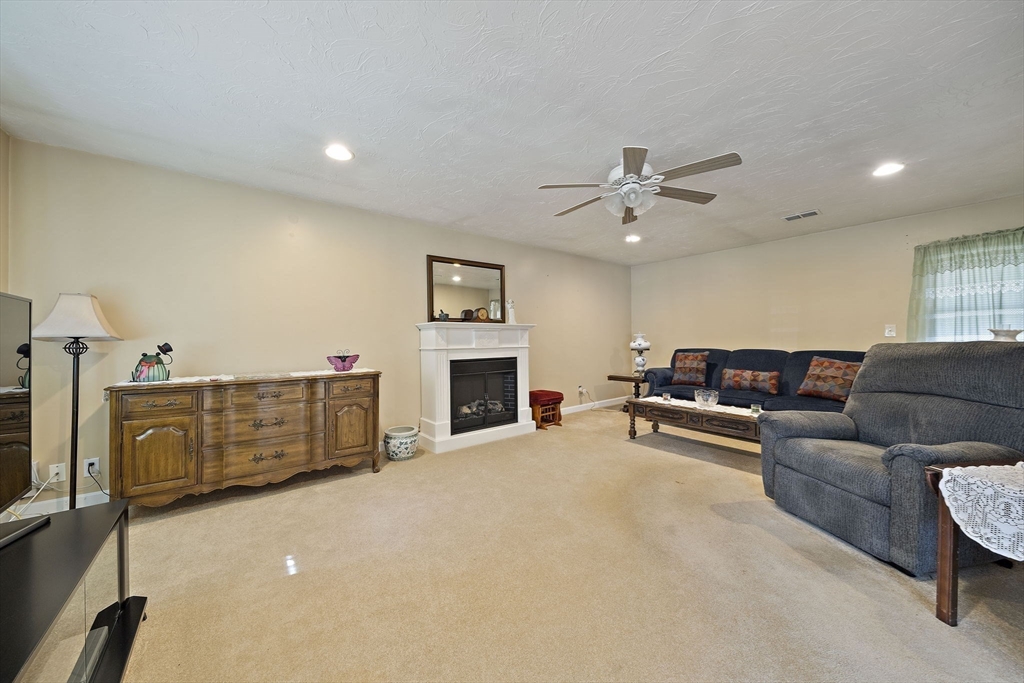 106 Sinclair Road Brockton, MA 02302 - Photo 13 of 24