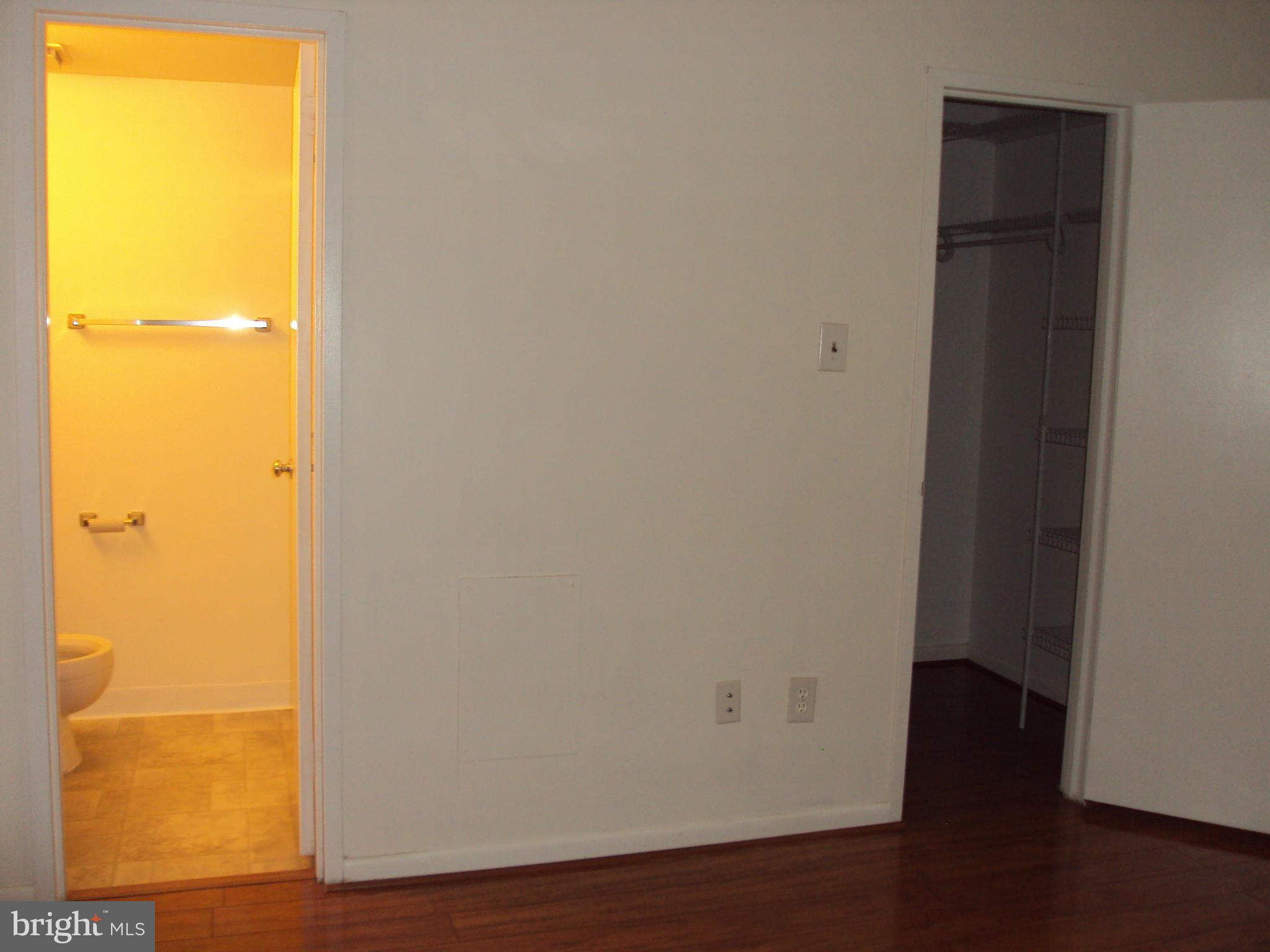 11658 Stoneview Square, Unit 22C Reston, VA 20191 - Photo 12 of 22 Bedroom (Master)