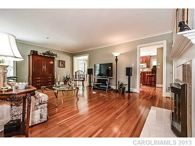 1509 Sterling Road Charlotte, NC 28209 - Photo 4 of 11 Gallery Image 4