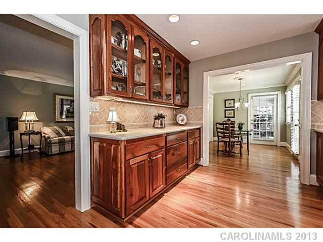1509 Sterling Road Charlotte, NC 28209 - Photo 6 of 11 Gallery Image 6
