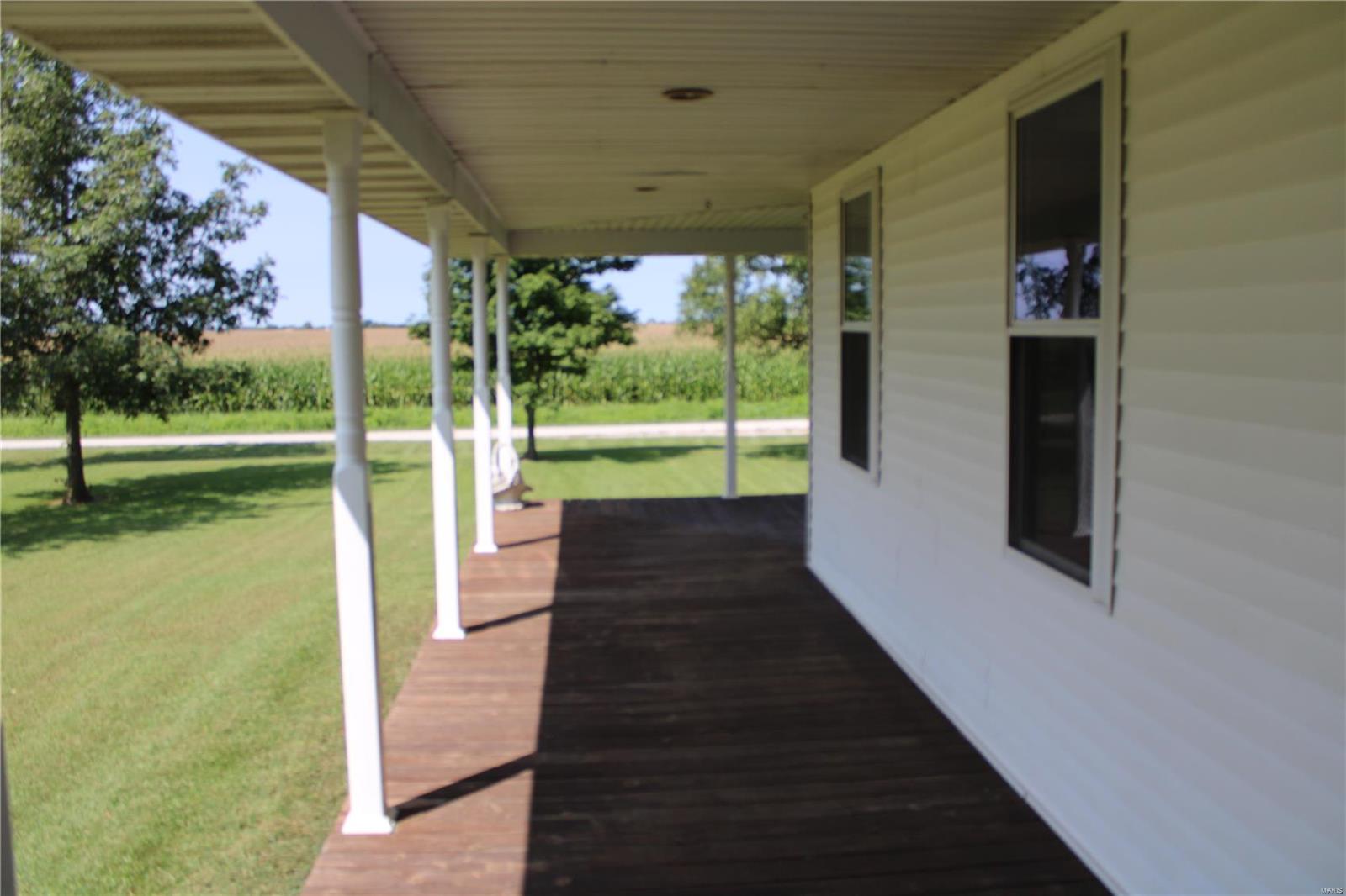 8082 Lindenbroker Road Worden, IL 62097 - Photo 20 of 56 Gallery Image 20
