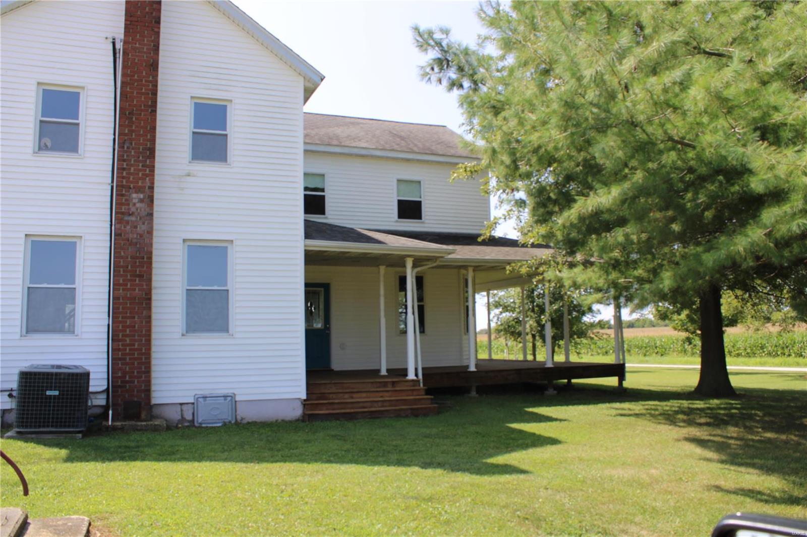 8082 Lindenbroker Road Worden, IL 62097 - Photo 3 of 56 Gallery Image 3