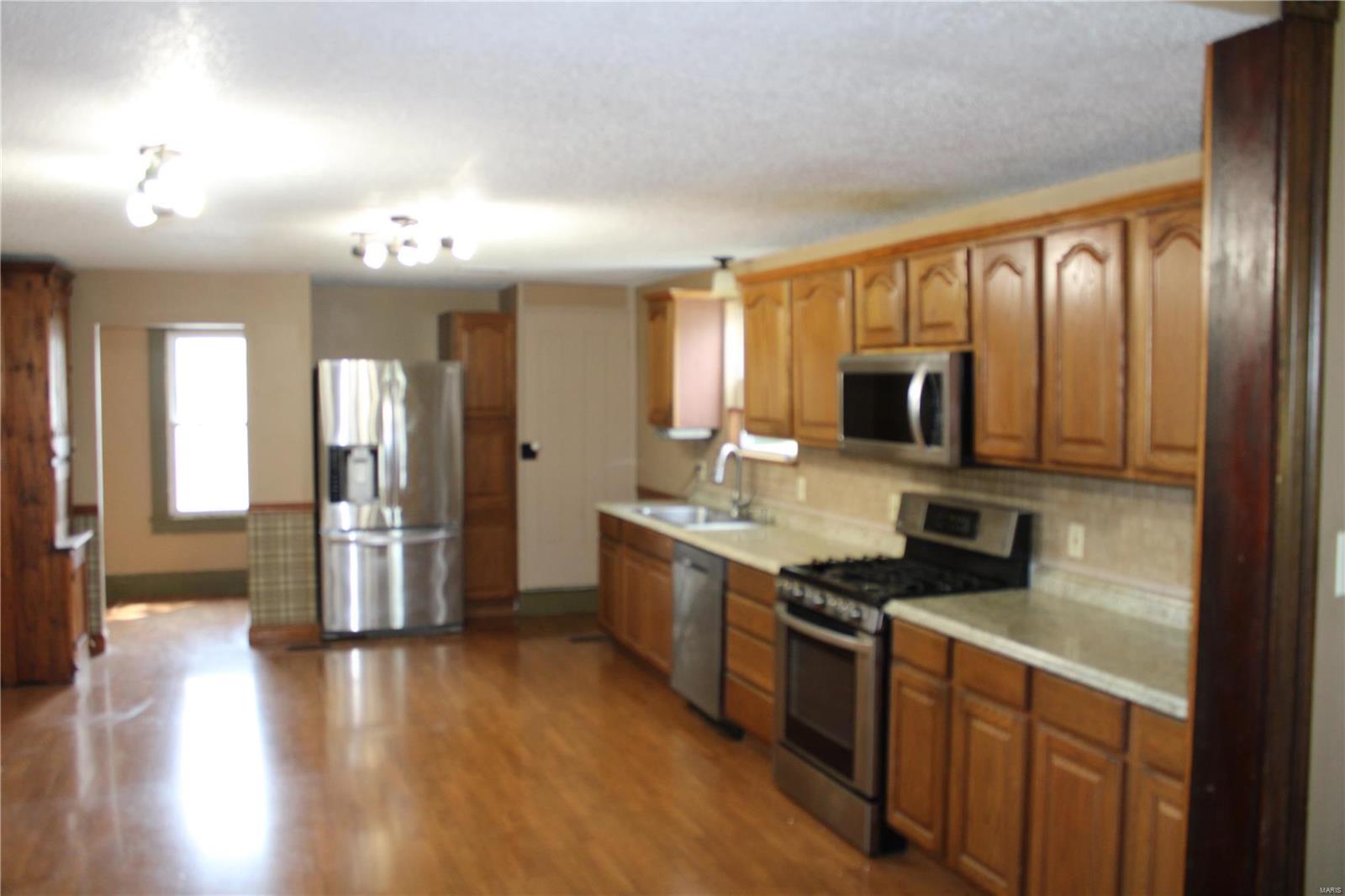 8082 Lindenbroker Road Worden, IL 62097 - Photo 6 of 56 Gallery Image 6