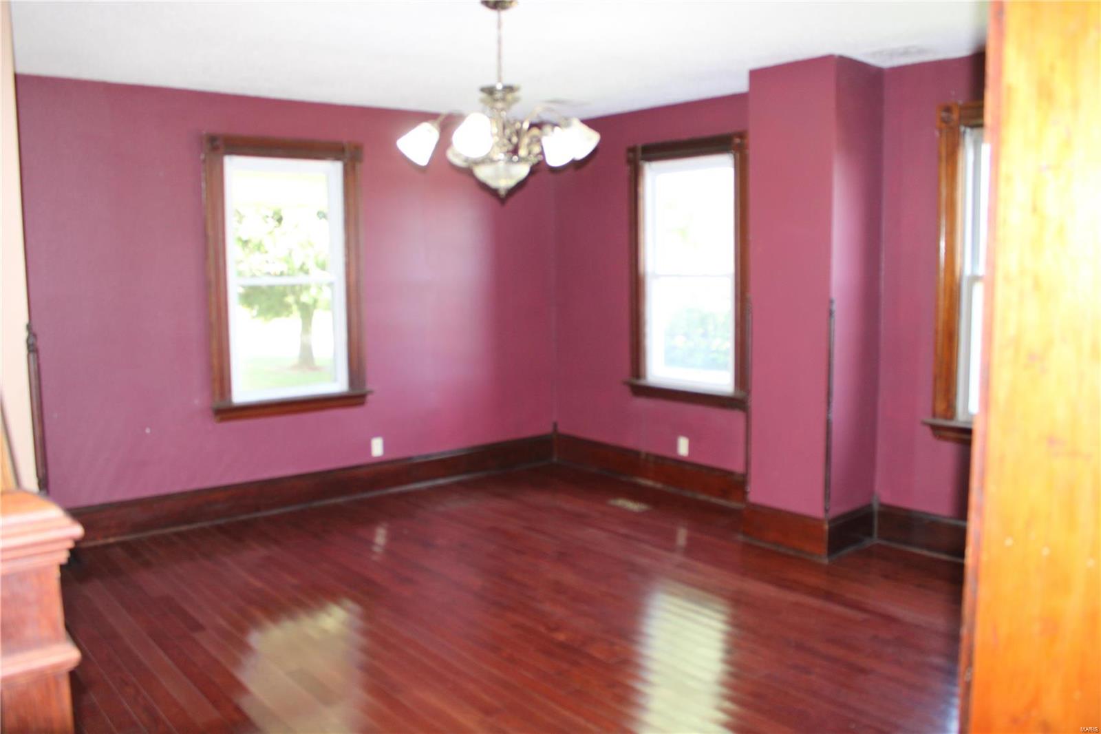 8082 Lindenbroker Road Worden, IL 62097 - Photo 9 of 56 Gallery Image 9