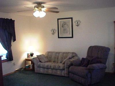 627 Middle Road Camanche, IA 52730 - Photo 2 of 14 Gallery Image 2