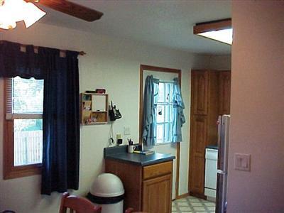 627 Middle Road Camanche, IA 52730 - Photo 5 of 14 Gallery Image 5