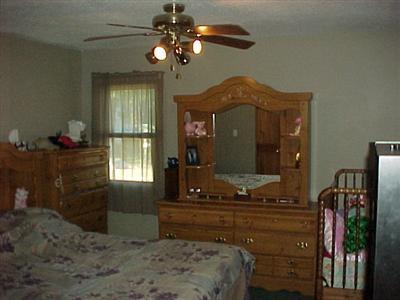 627 Middle Road Camanche, IA 52730 - Photo 10 of 14 Gallery Image 10
