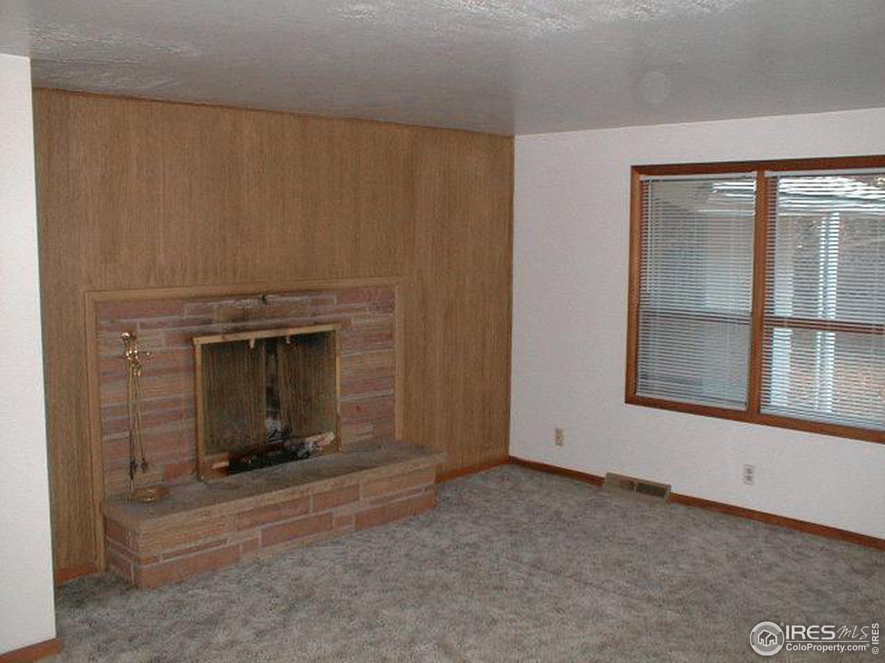 1020 West Prospect Road Fort Collins, CO 80521 - Photo 5 of 6 Family Room