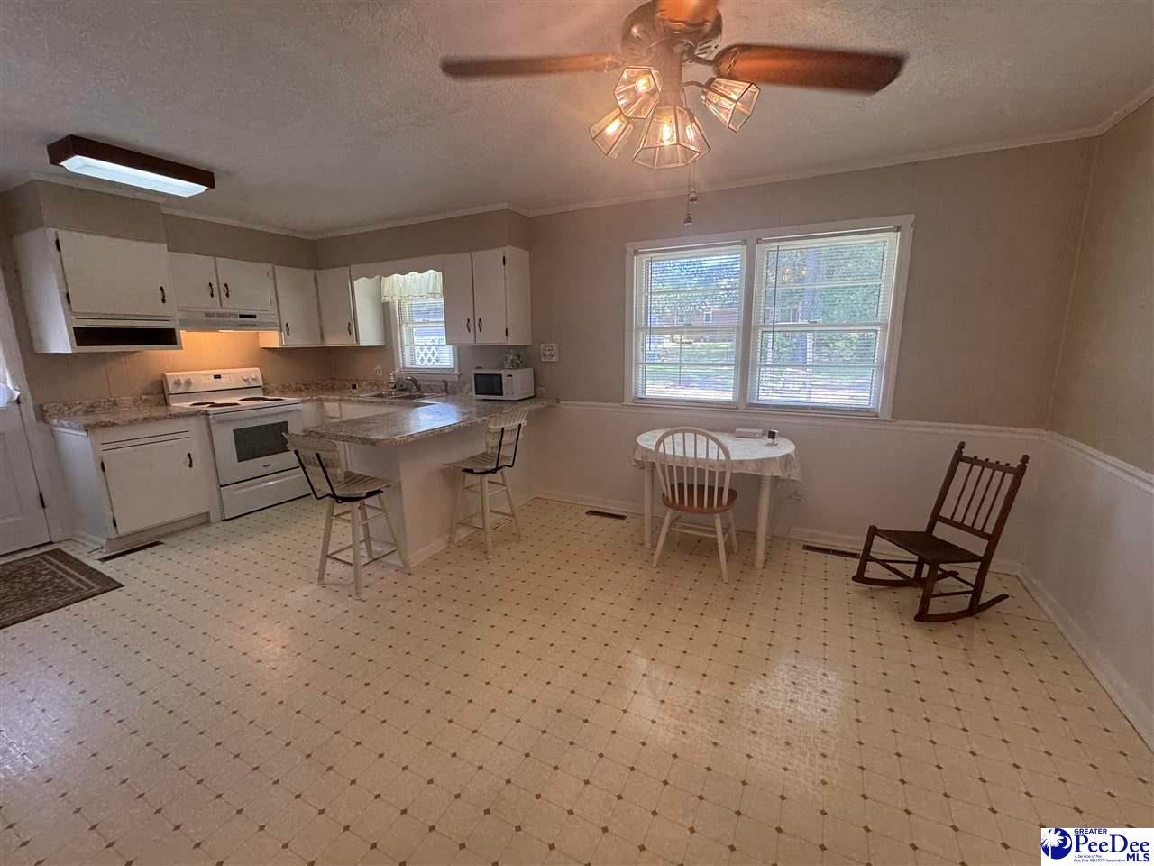 1506 Lakewood Road Dillon, SC 29536 - Photo 8 of 20 Gallery Image 8