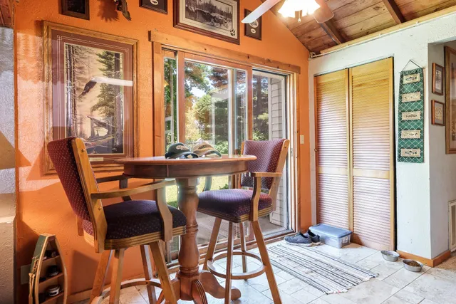 $1,500,000 | 2373 Geddes Road, Rockford, IL 61103