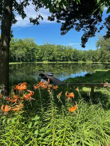 $1,500,000 | 2373 Geddes Road, Rockford, IL 61103