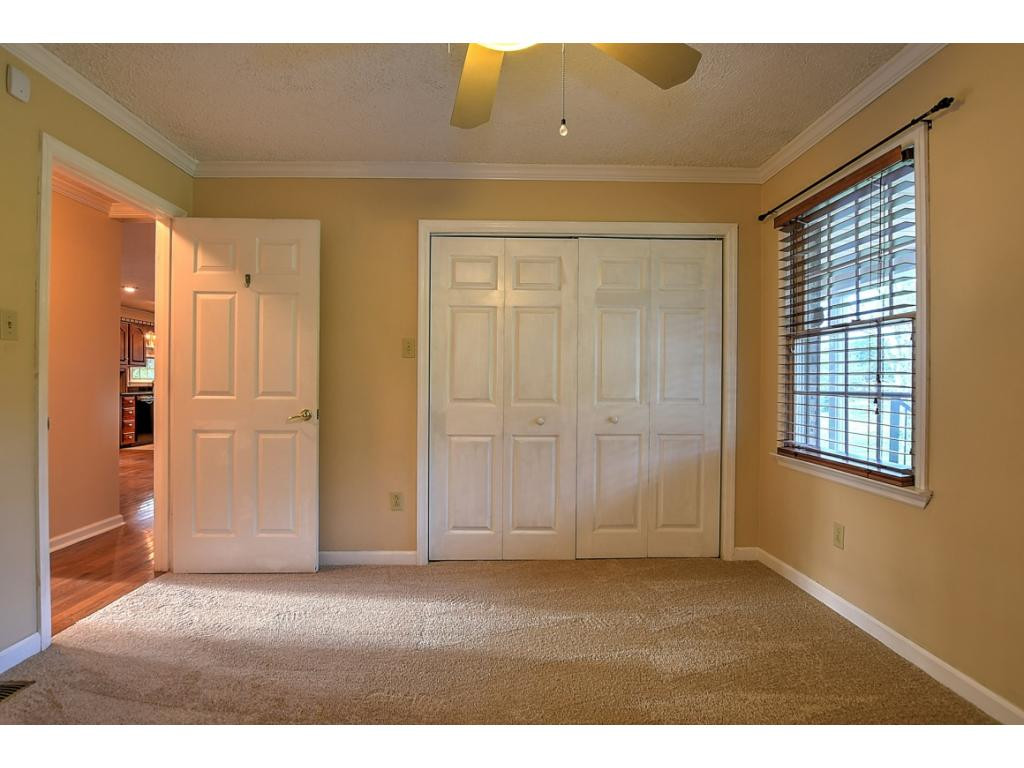 23368 Highpoint Road Bristol, VA 24202 - Photo 16 of 30 Photo 16