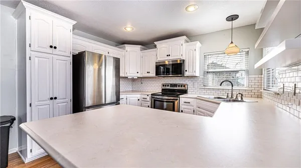 $399,900 | 1016 Northwest 112 Terrace, Kansas City, MO 64155