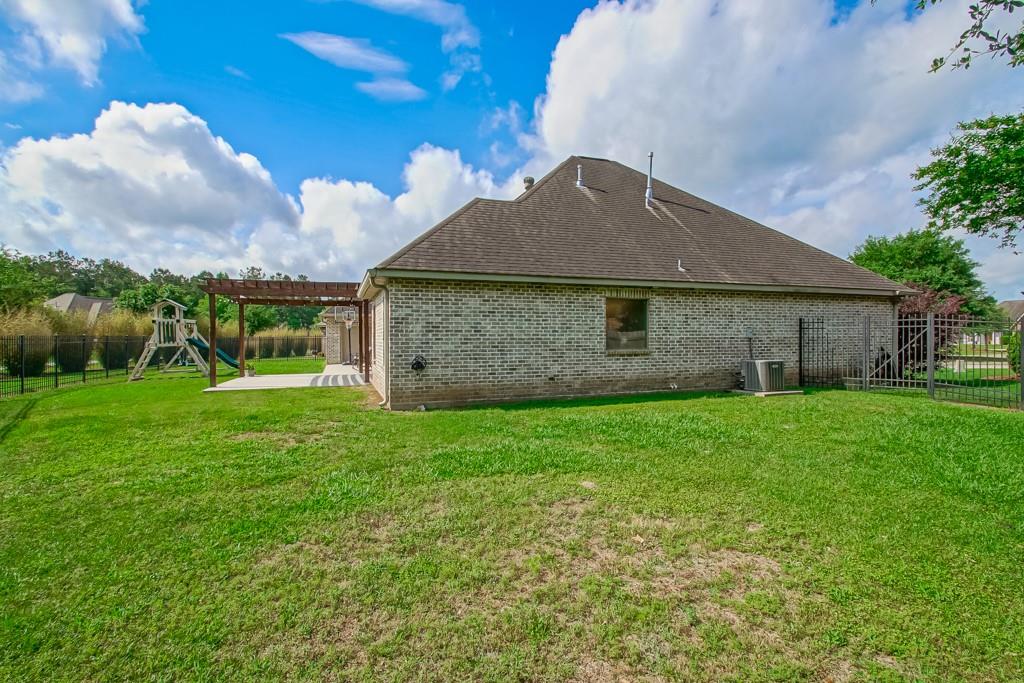 208 Triangle Park Covington, LA 70433 - Photo 34 of 38