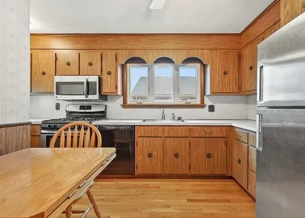 $2,950 | 358-360 Arlington Street, Unit 358, Watertown, MA 02472