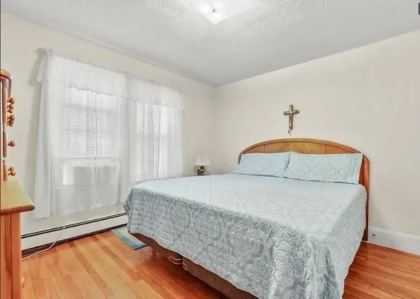 $2,950 | 358-360 Arlington Street, Unit 358, Watertown, MA 02472