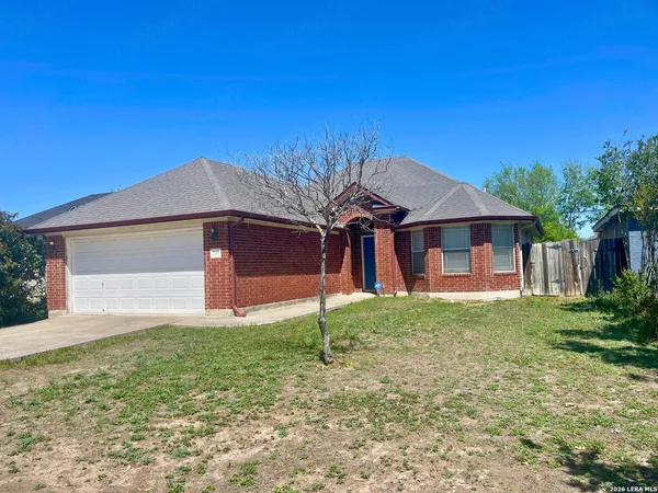 $1,400 | 131 La Garde Street, San Antonio, TX 78223
