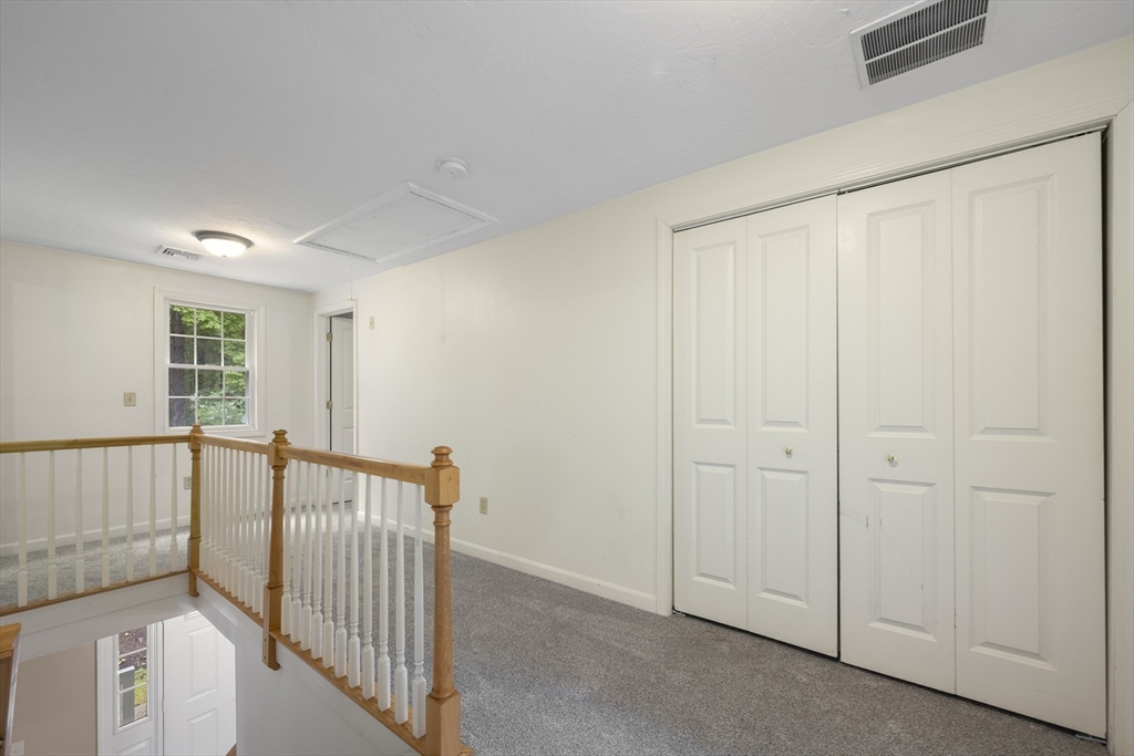 21 Vinton Road Sturbridge, MA 01566 - Photo 11 of 28