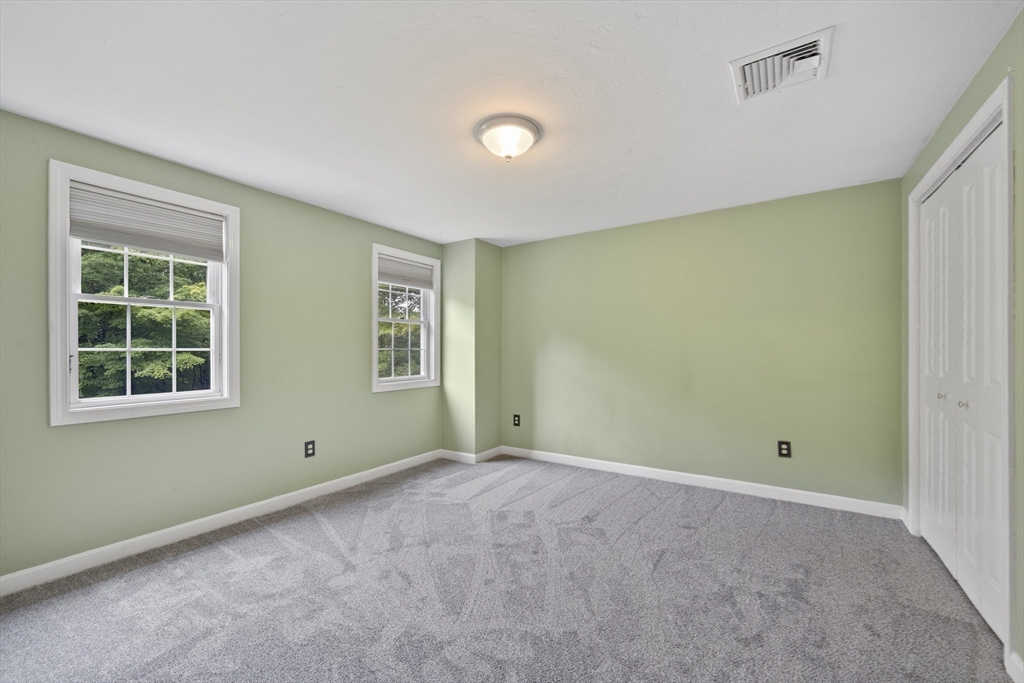 21 Vinton Road Sturbridge, MA 01566 - Photo 15 of 28