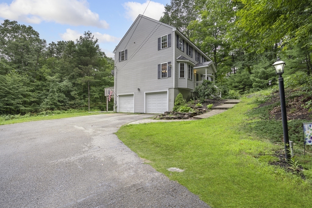 21 Vinton Road Sturbridge, MA 01566 - Photo 22 of 28
