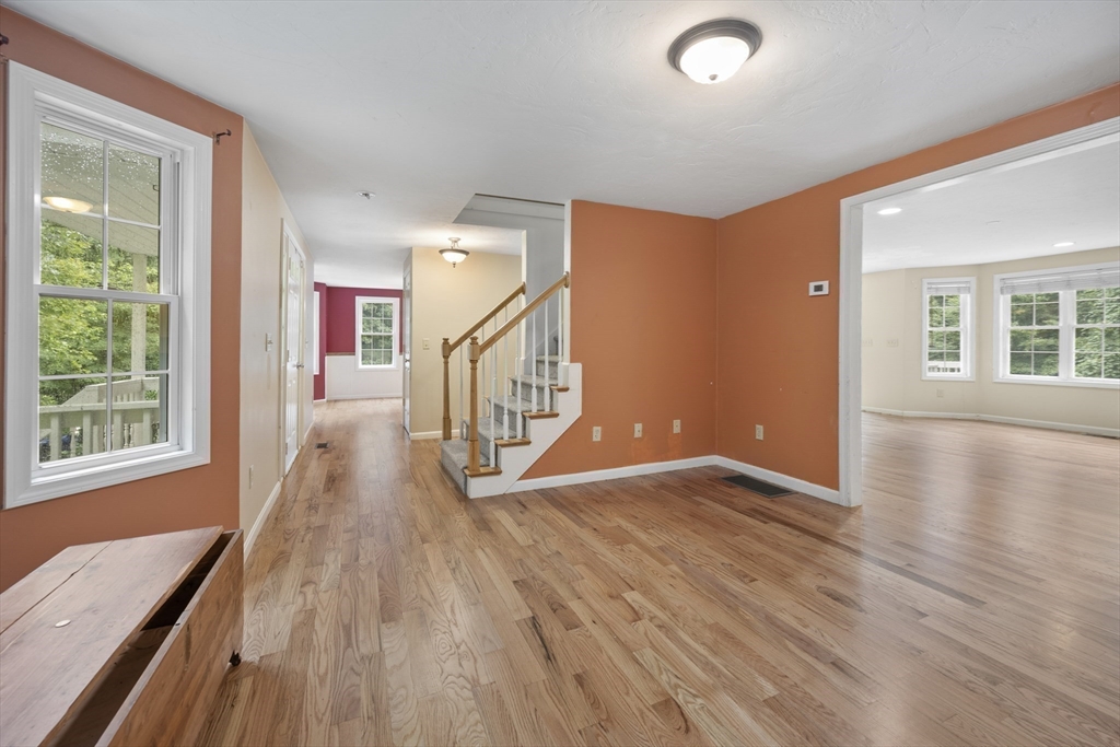 21 Vinton Road Sturbridge, MA 01566 - Photo 7 of 28