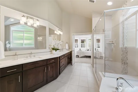 $2,700,000 | 13424 Northeast 80th Street, Redmond, WA 98052