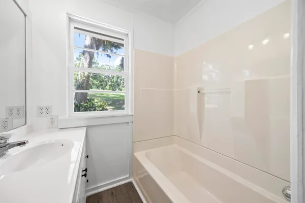 $675,000 | 1055 Northeast Cherry Lake Circle, Madison, FL 32340