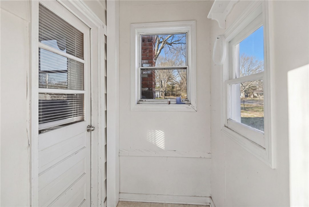 25 Pine Swamp Road Cumberland, RI 02895 - Photo 18 of 40 Unit 2