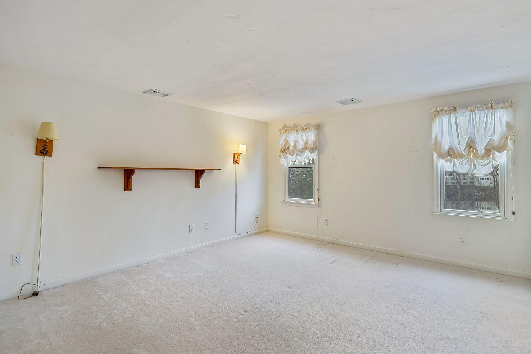 326 Jones Road Falmouth, MA 02540 - Photo 29 of 40 Jones 21