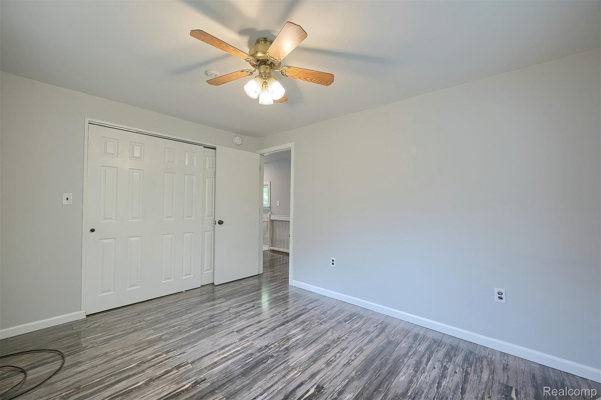 1712 Rochester Road Leonard, MI 48367 - Photo 13 of 29 13-Master-Bedroom-2nd-View.jpg