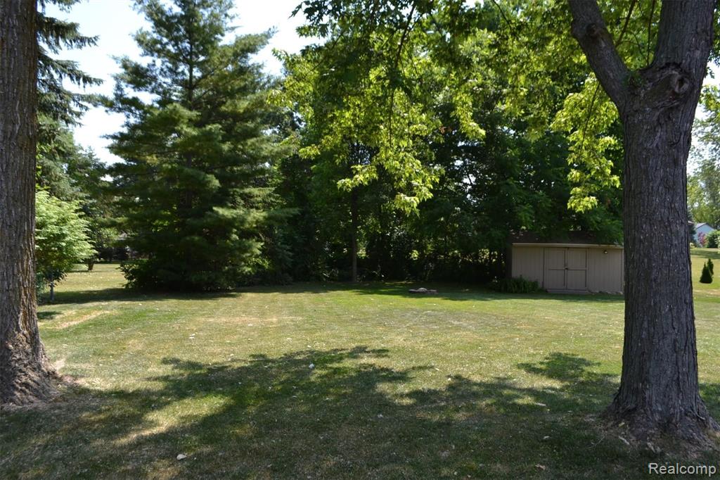 13231 Torrey Road Fenton, MI 48430 - Photo 55 of 64